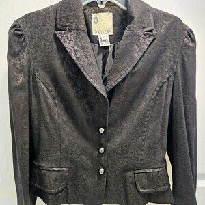 Feminine Tailored Cropped Blazer